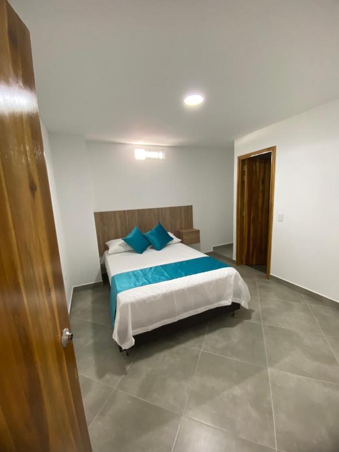 Hotel Gran Plaza San Rafael ซานราฟาเอล ภายนอก รูปภาพ