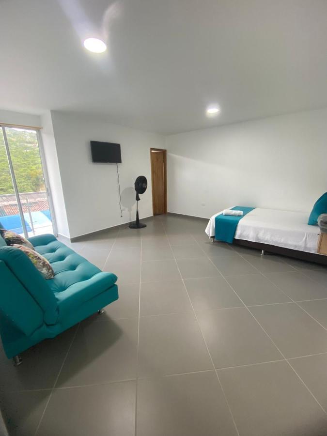 Hotel Gran Plaza San Rafael ซานราฟาเอล ภายนอก รูปภาพ